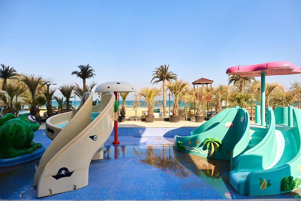 Sea Love Apt Spa N Pools Beach Resort Navodari Bagian luar foto
