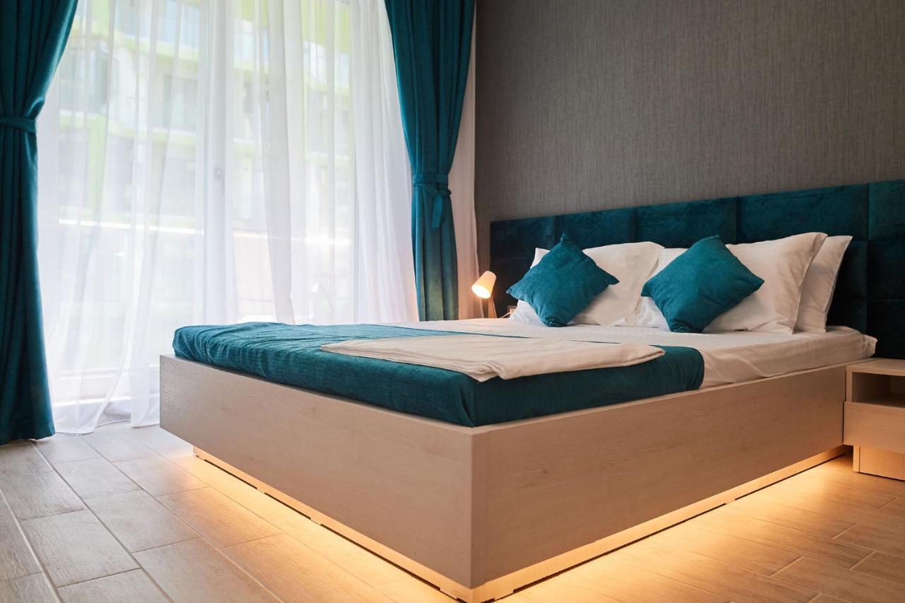Sea Love Apt Spa N Pools Beach Resort Navodari Bagian luar foto